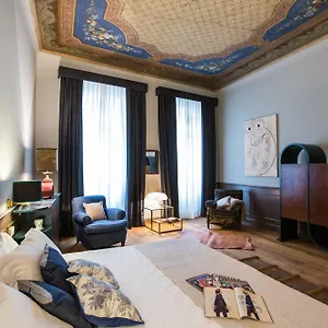soprarno-suites.it-tuscanyhotel.com/